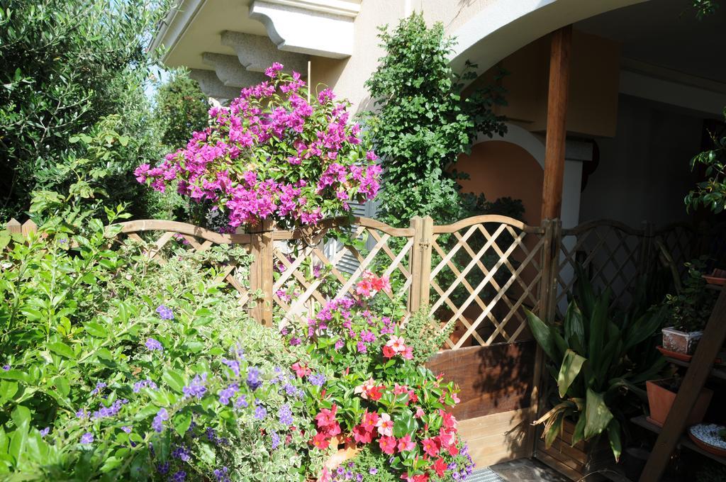 Taverna Derosas Apartment กอลโฟอารันชี ภายนอก รูปภาพ